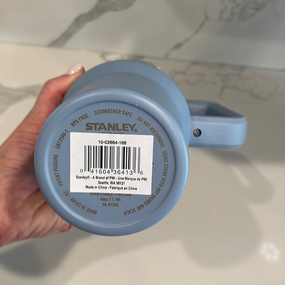 Stanley - OG CHAMBRAY 40 oz. Adventure Quencher Travel Tumbler (Blue) - NWT! - Picture 5 of 5